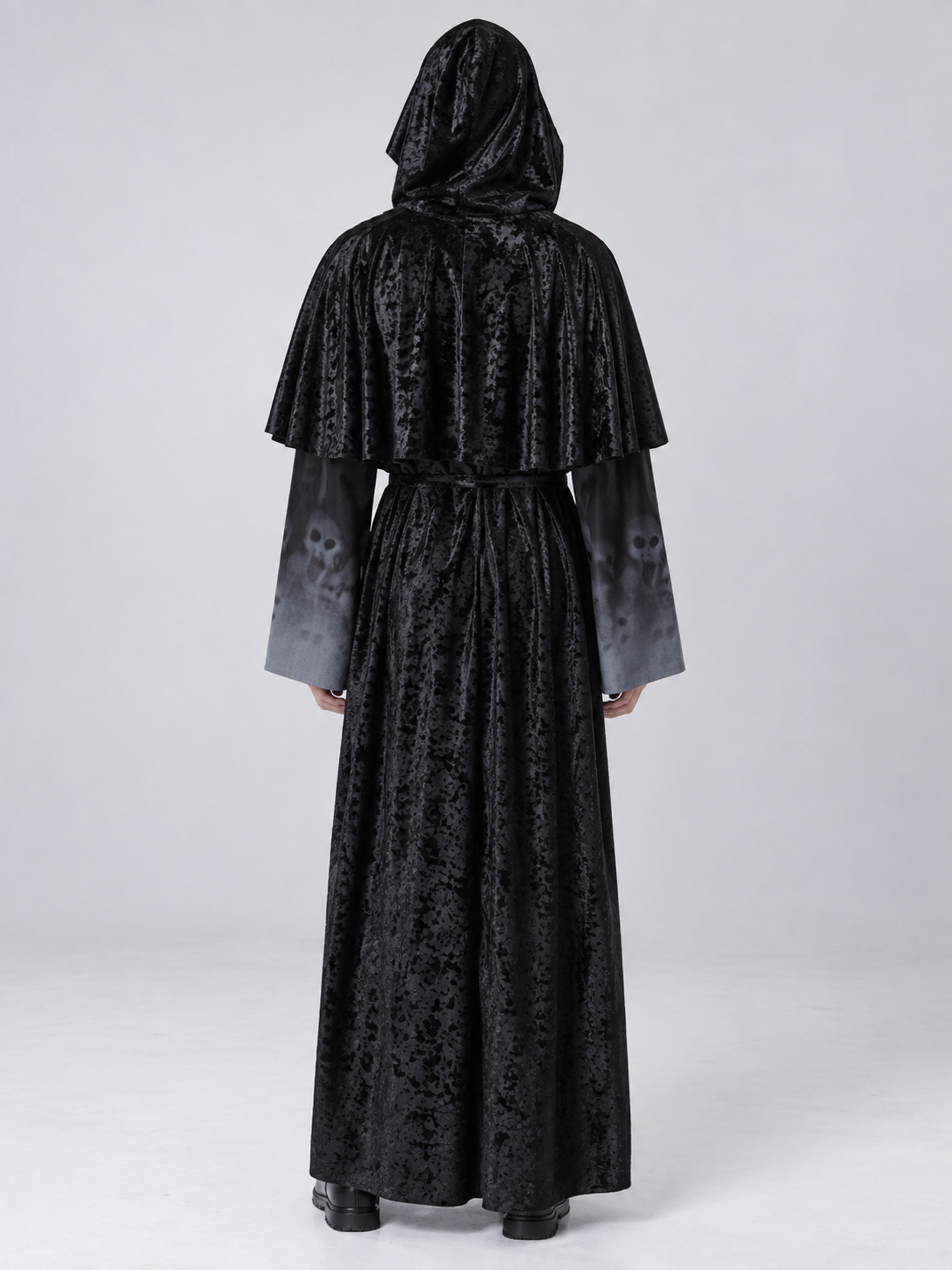 Vampire Costume: Black with Hood and Cape