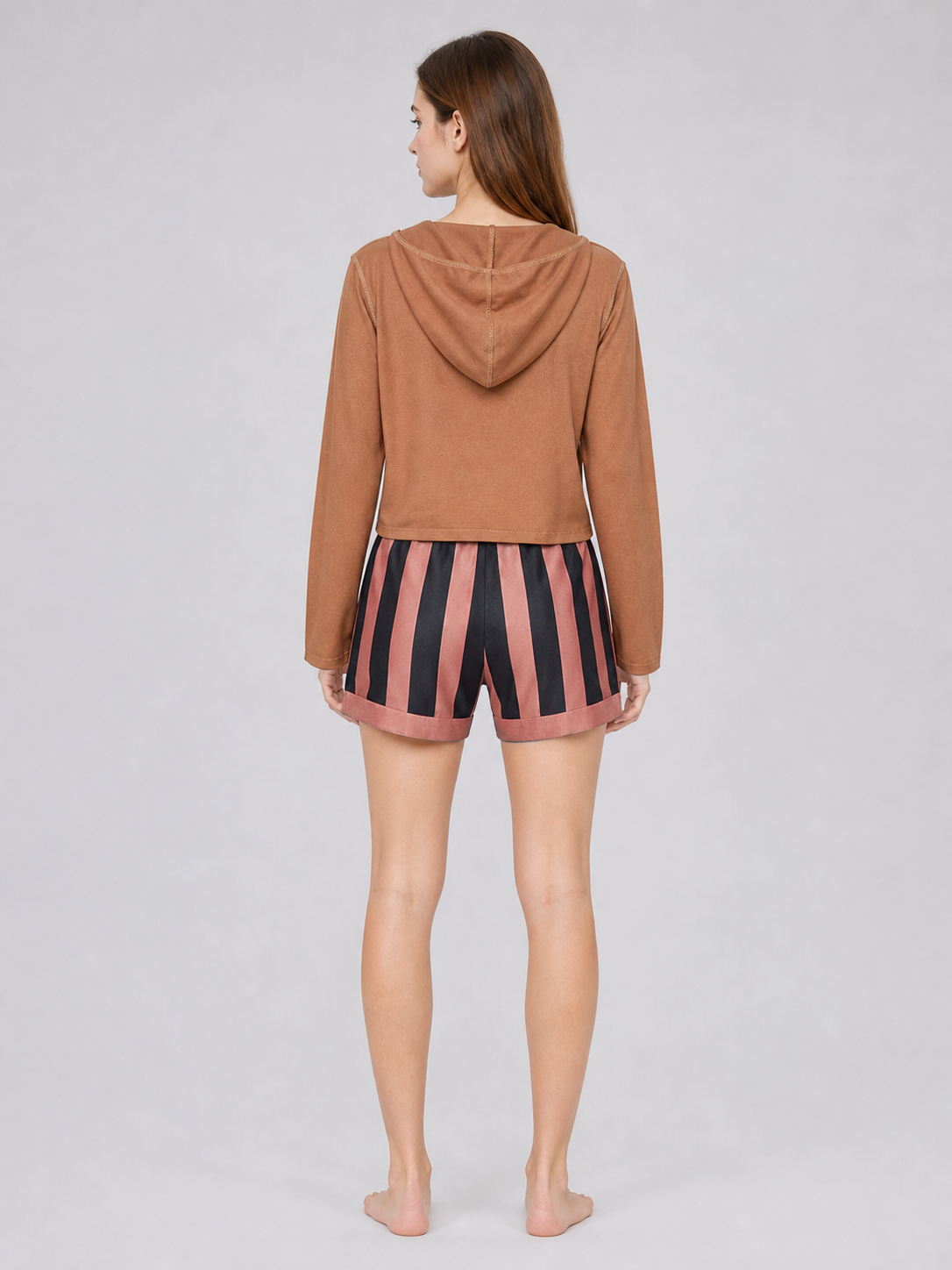 Poni cosplay costume from One Piece with jacket and shorts
