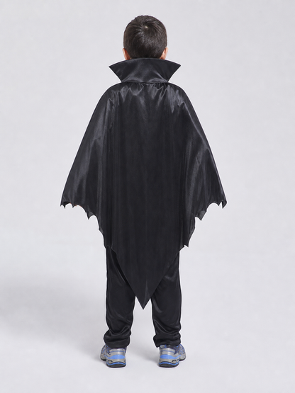 Children’s Halloween vampire costume with cape