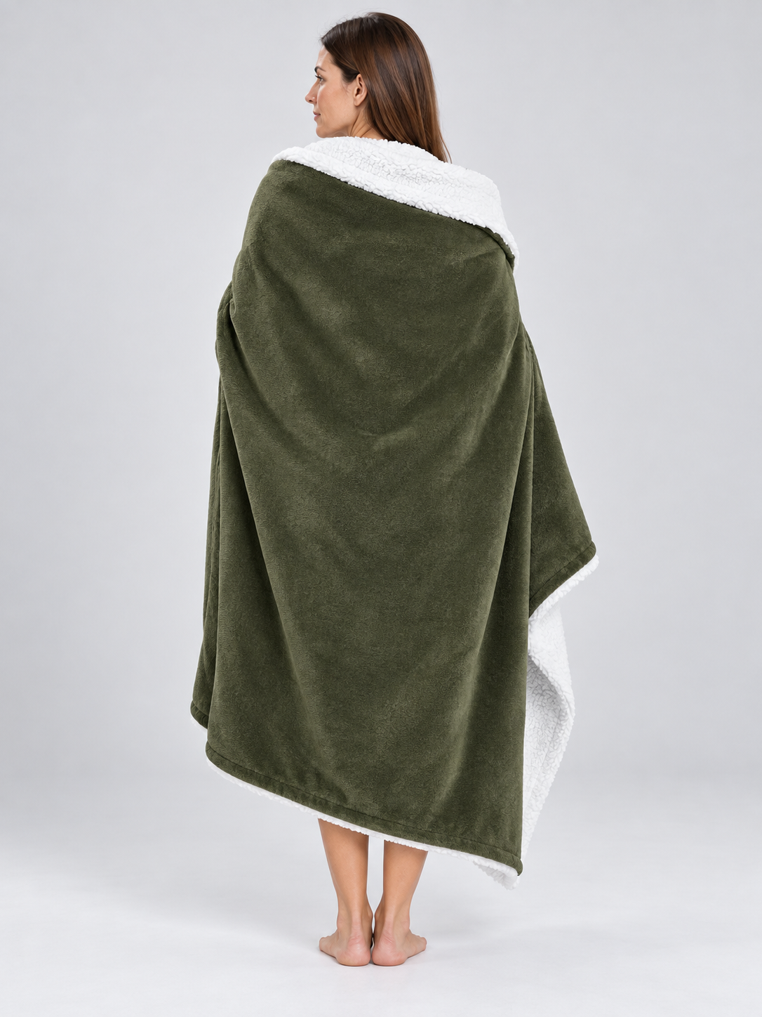 Two-Layer Flannel Blanket with Sherpa Backing, Green