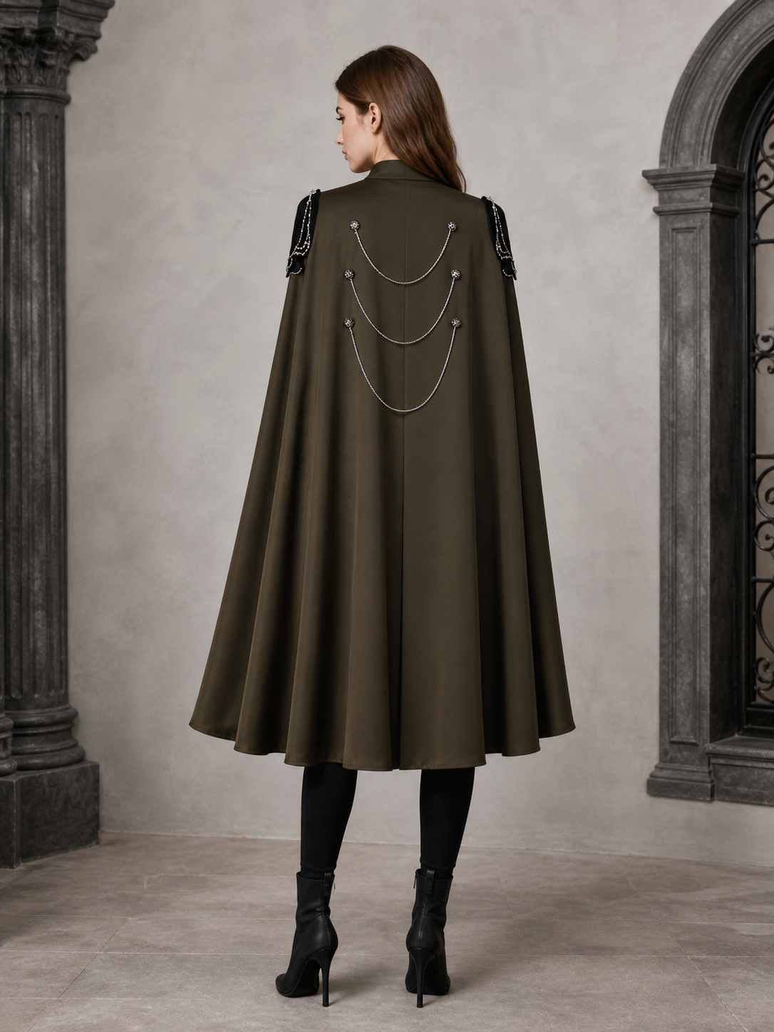 Medieval Gothic Cape Cloak, 1-Piece Sleeveless Stand Collar Front-Open Draped Costume With Metal Chain Details For Cosplay Role Play