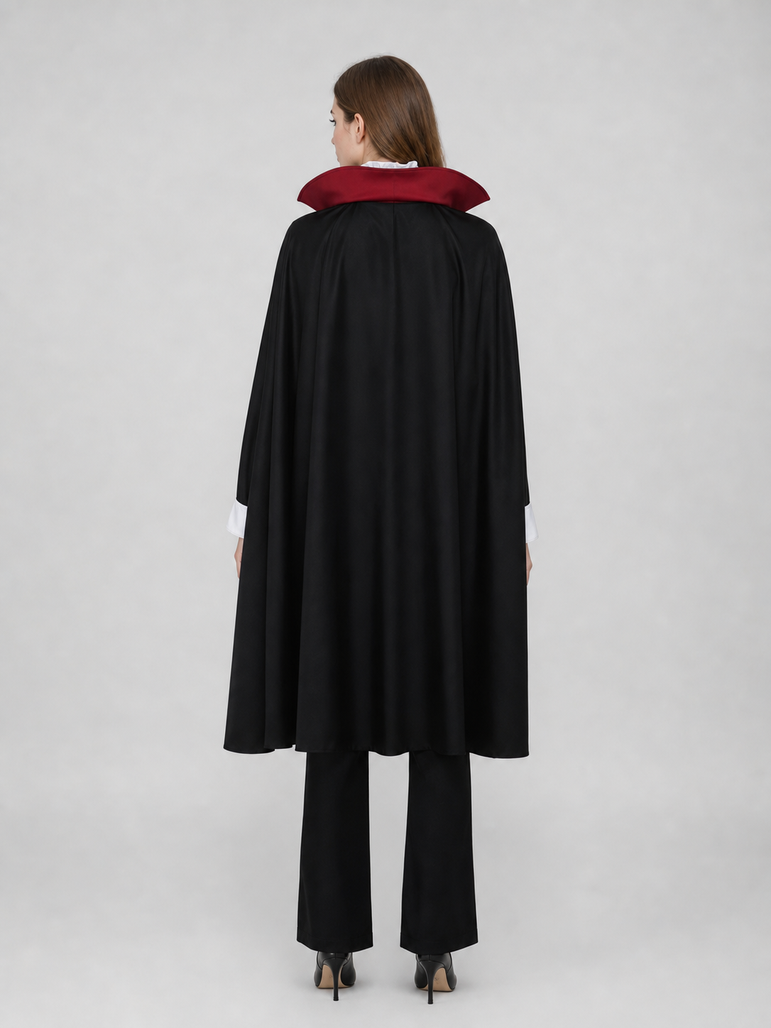 Vampire Cosplay Costume with Cape and Chains