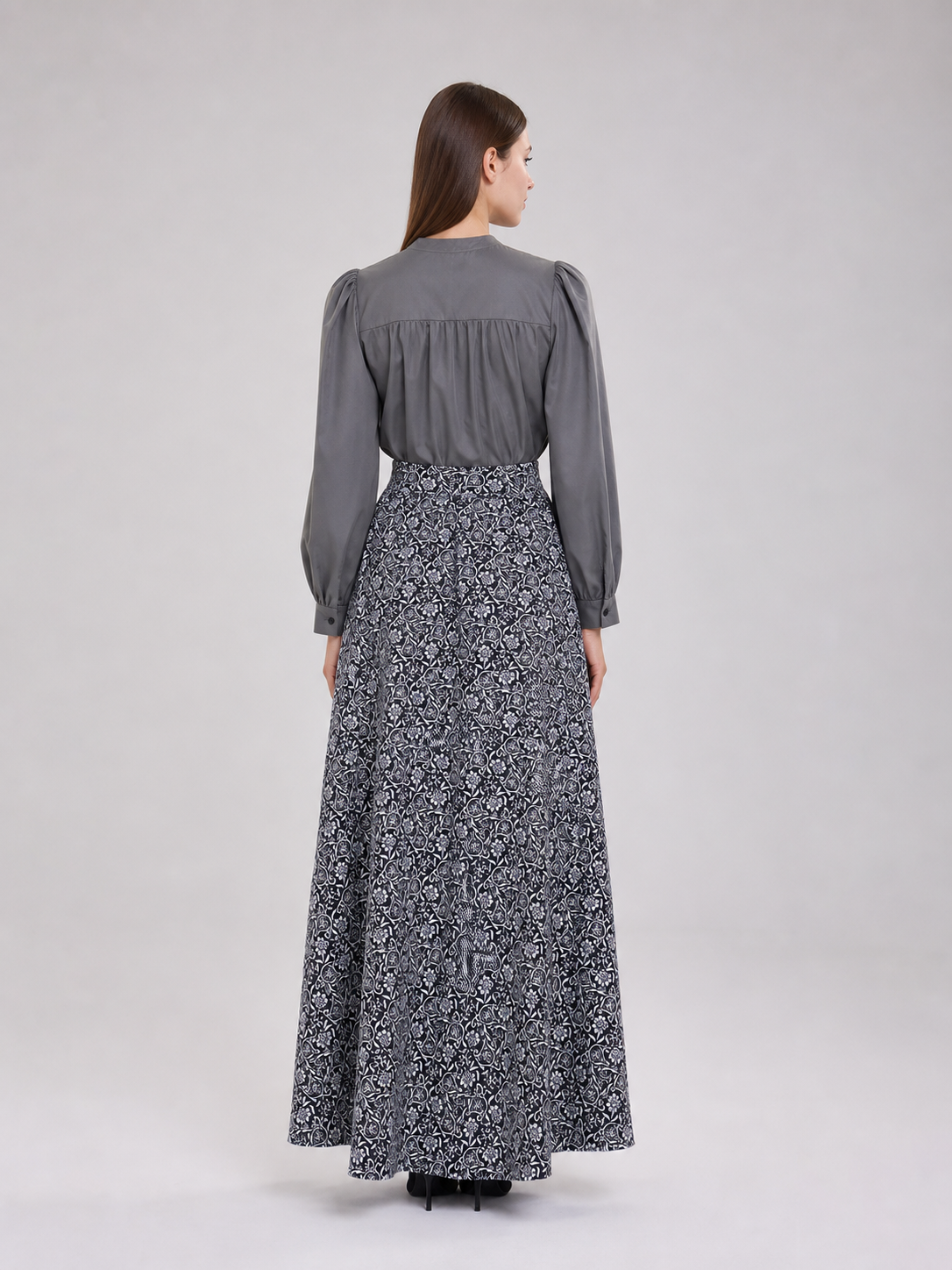 Retro Dress with Stand Collar and Buttons back view