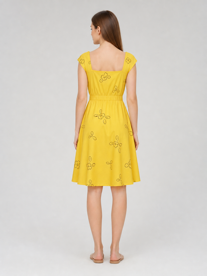 The dress is designed to recreate Mia's look from the film "La La Land" and for theatrical role transformations in a cosplay style. The model is made in a bright yellow color and decorated with a scattered outline pattern of flowers and lea