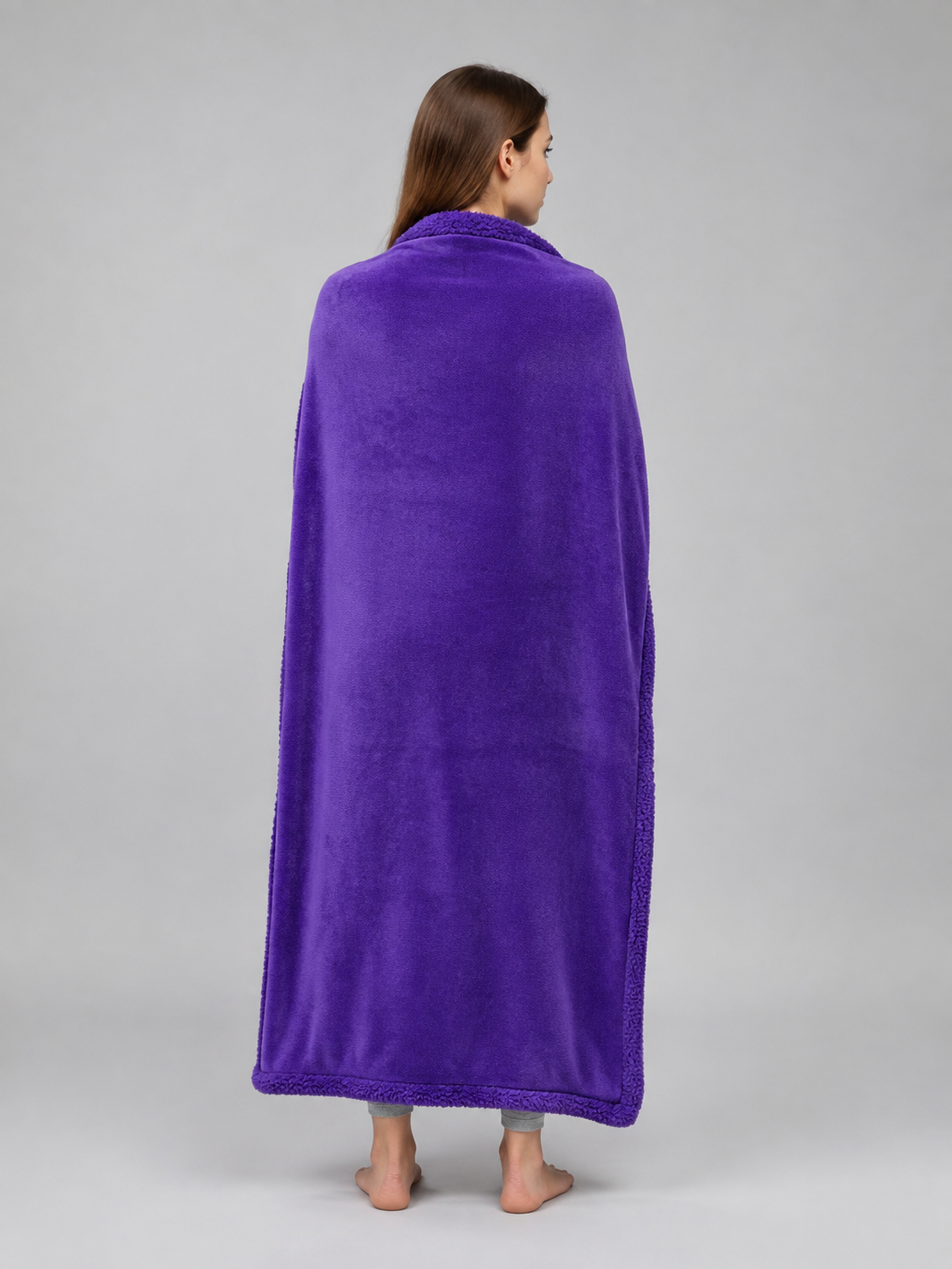 Reversible pet blanket, purple back view