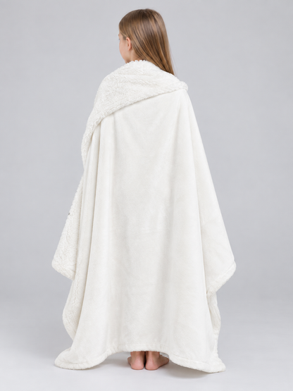 Double-sided flannel and polyester blanket, white