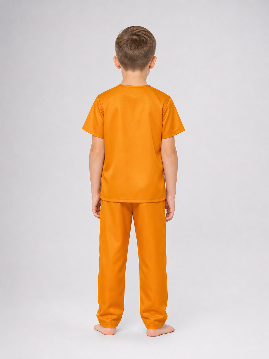 Role-Play Costume: Orange T-Shirt and Pants