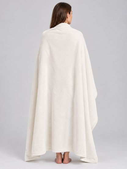 Pearl-white flannel blanket with a fuzzy texture