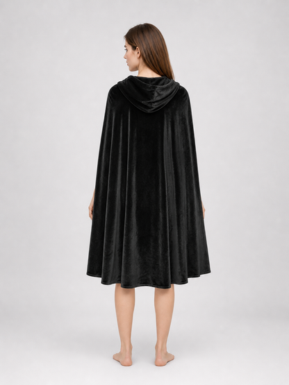 Medieval Warrior Halloween Hooded Cape Costume, 1-Piece Long Black Cloak With Brown Neck Buckle For Cosplay Performance