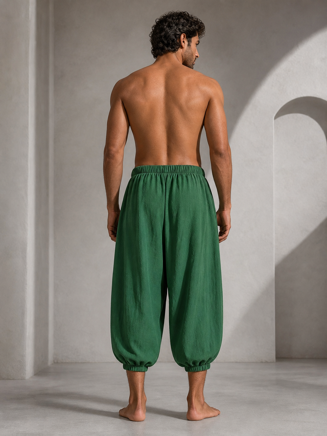 Loose-fit cropped shorts with drawstring, dark green