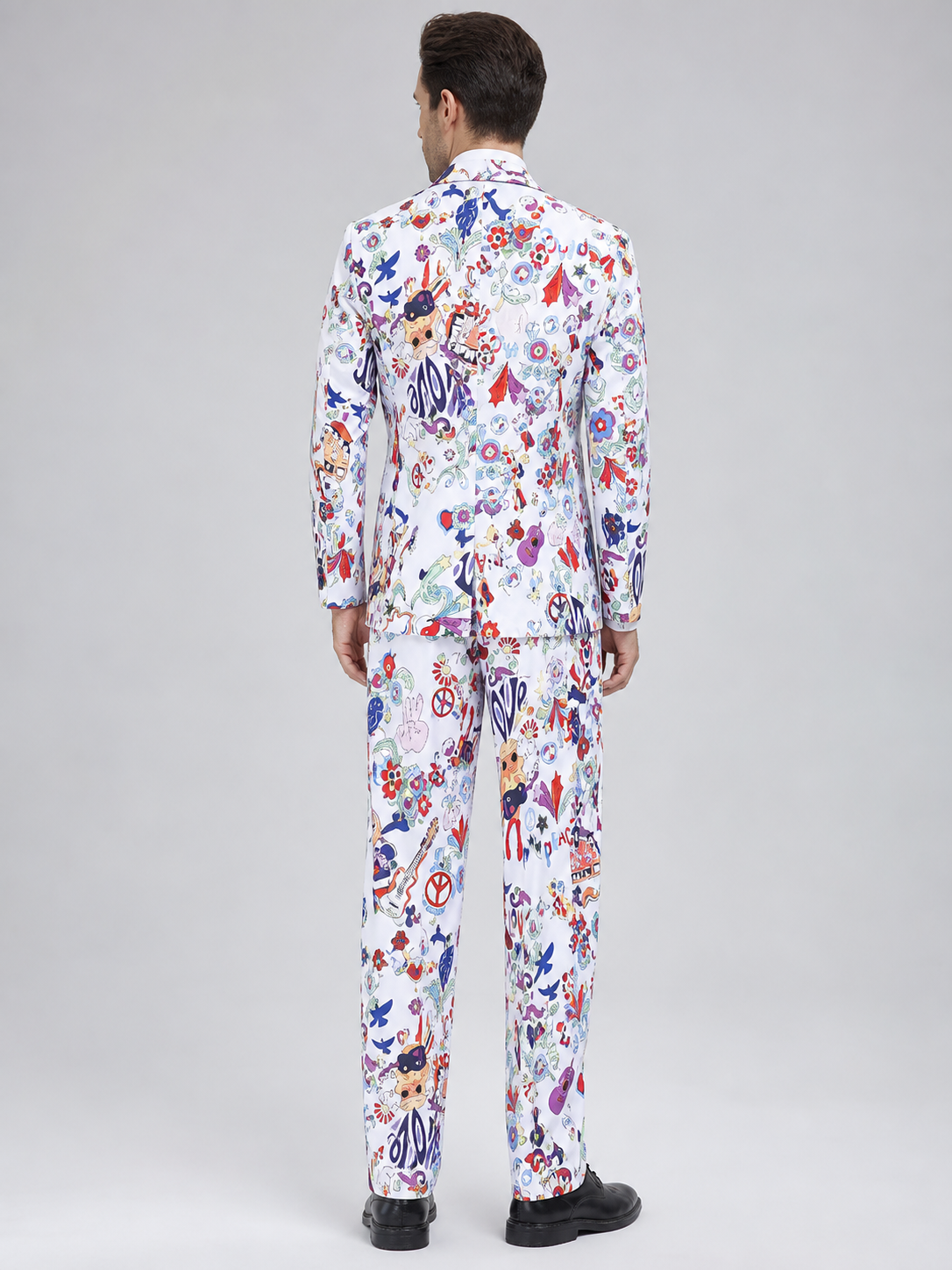 Costume with LOVE print — jacket and pants