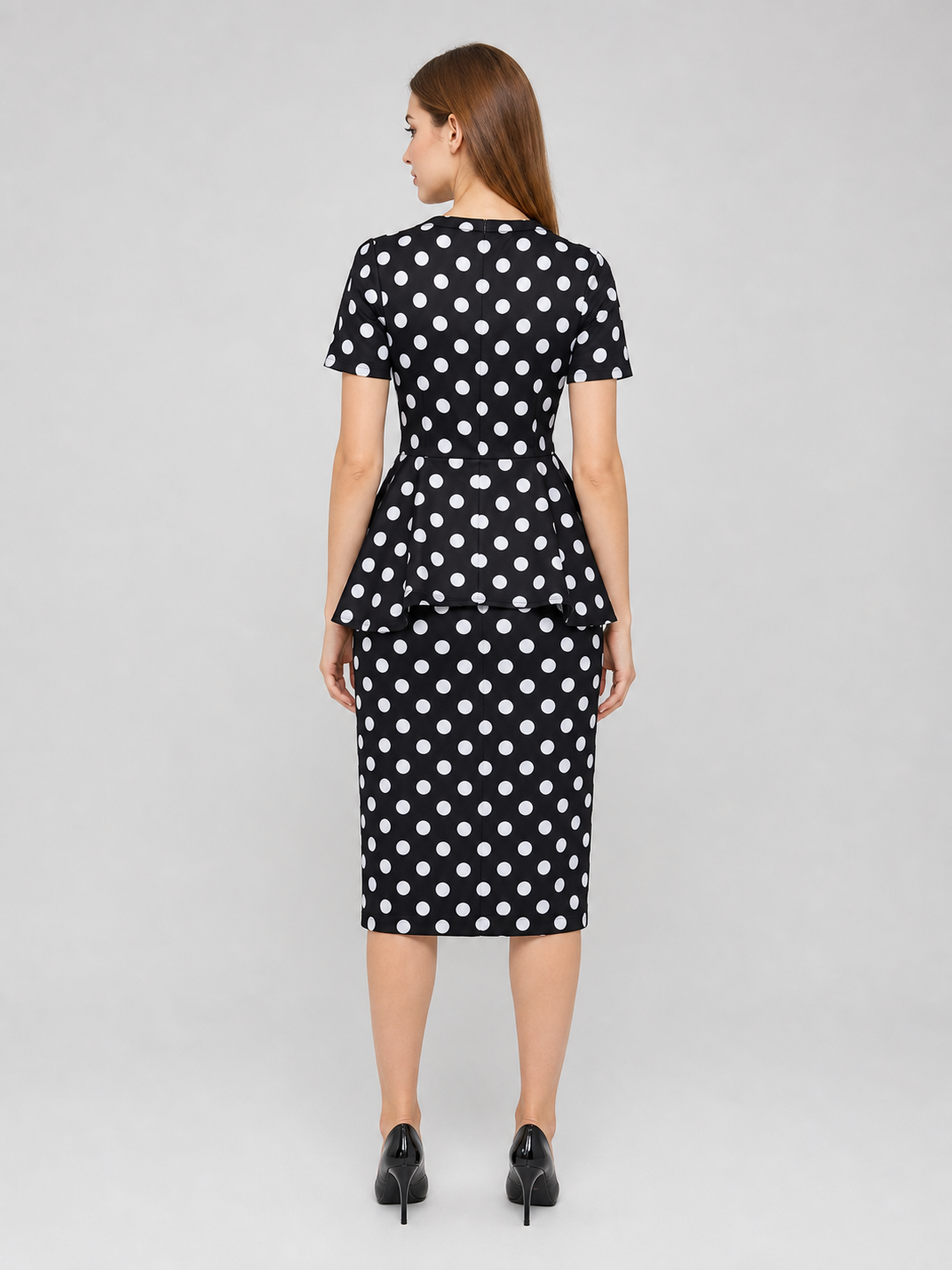 Coraline’s Mother Costume: Polka-Dot Dress