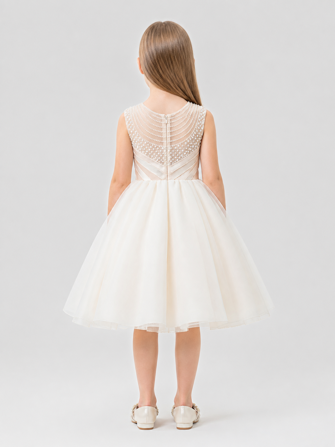 Full Dress with Pearls and Sequins for Special Occasions