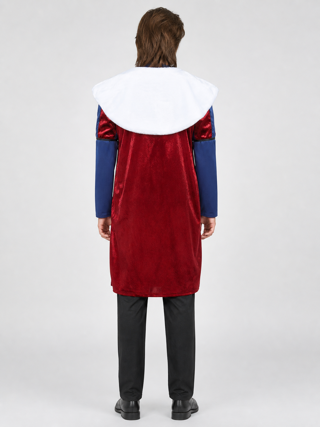 Stage costume with a crown, long tunic, and pants