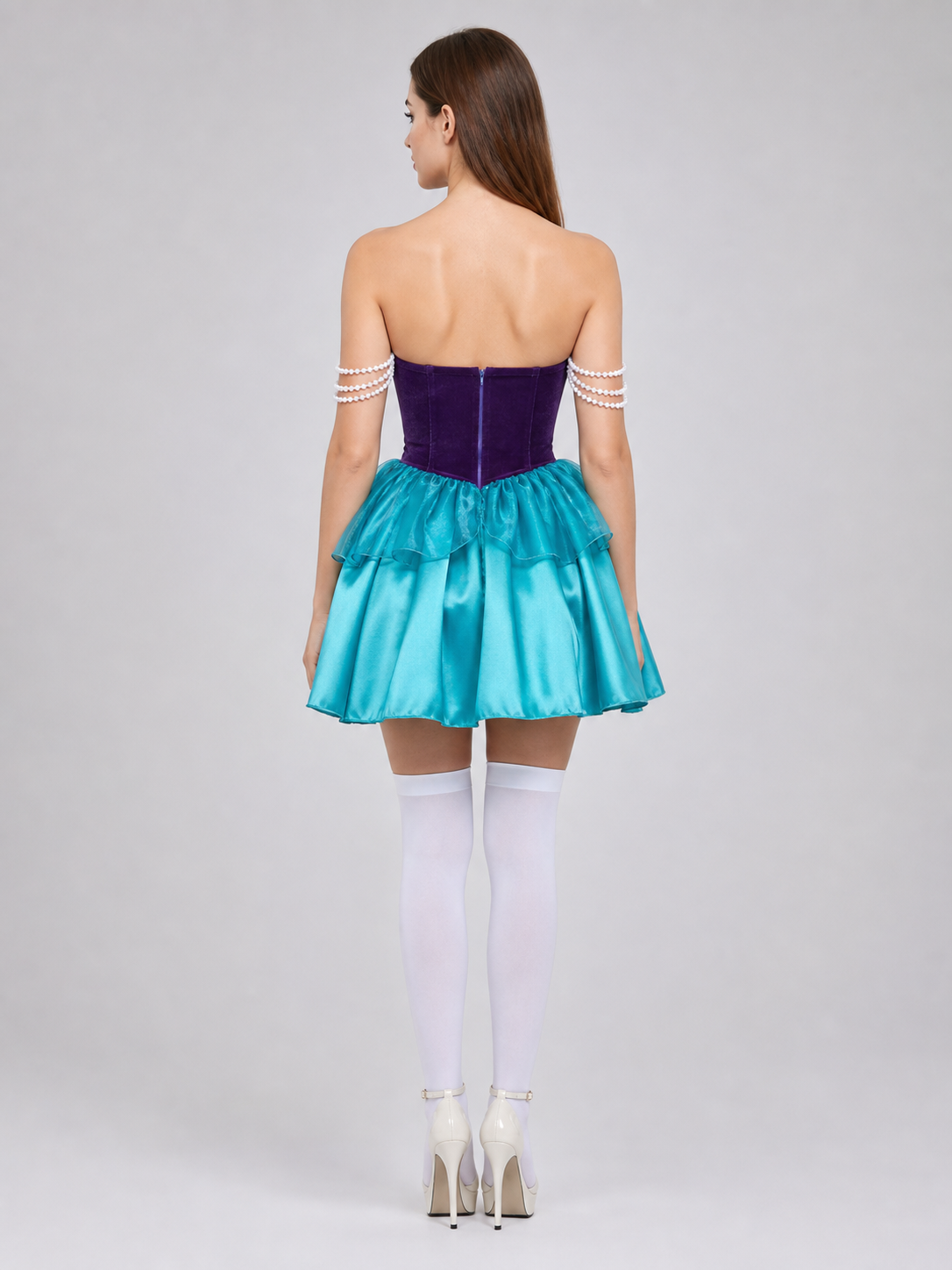 Carnival dress with a sweetheart neckline and ruffles