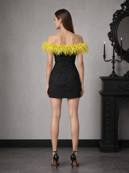 Yellow Feather Shoulder Shawl, Short Draped Wrap With Dense Feather Trim, Front-Covering Shoulder Design, Dress Up Accessory