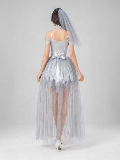 Wedding Costume with Veil and Layered Skirt