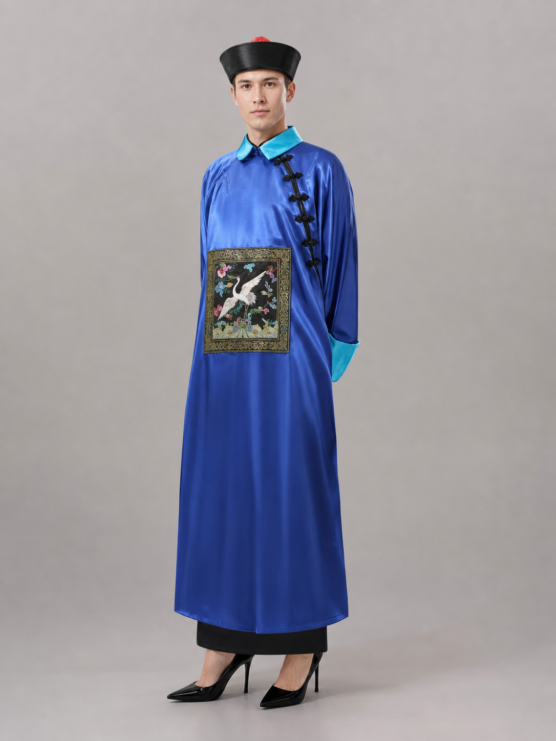 Traditional Chinese Costume: Robe and Hat