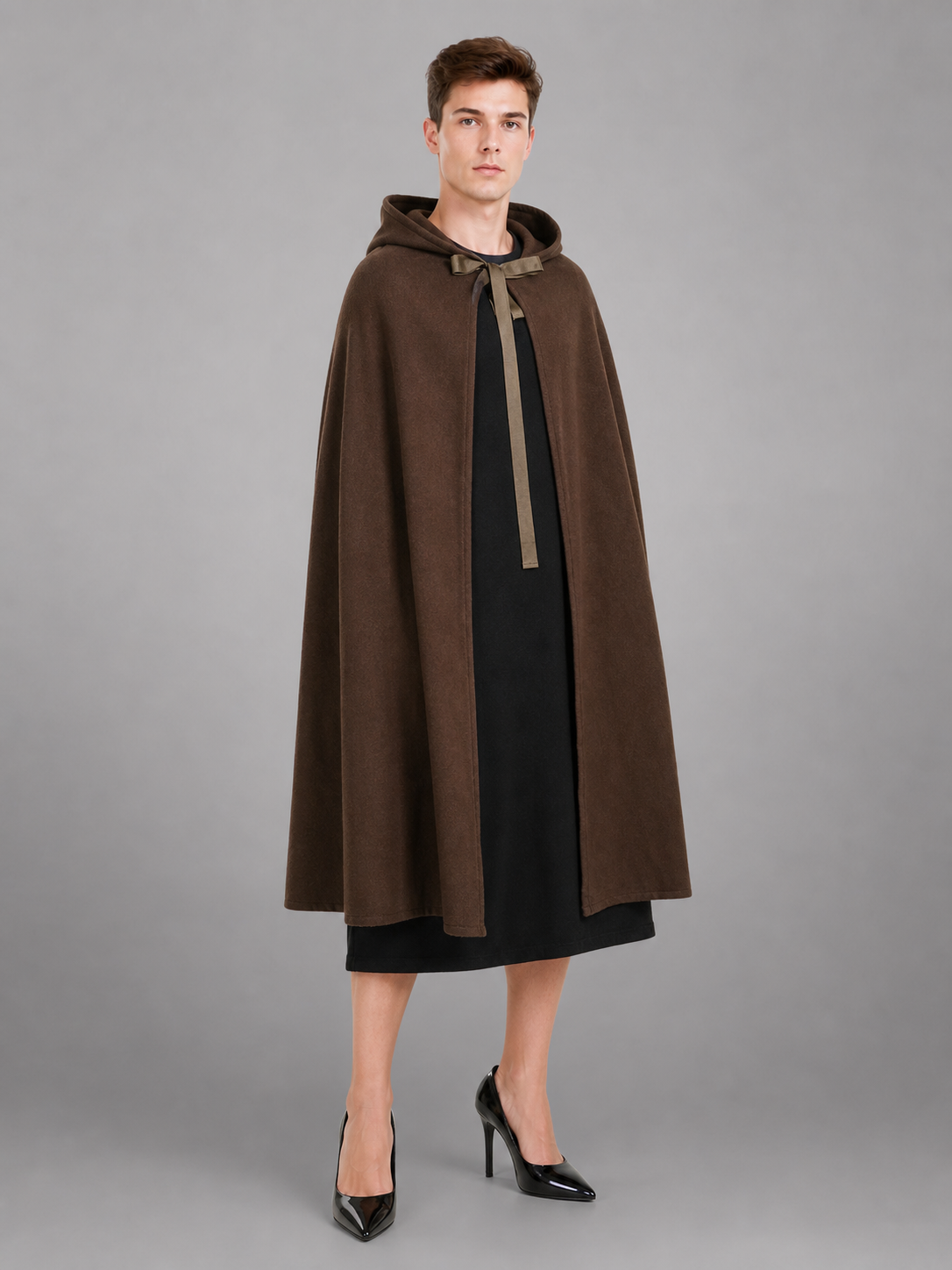 Brown carnival hood with tie