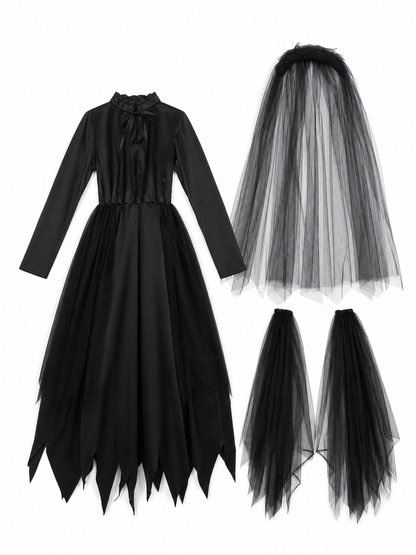Black Gothic Vampire Dress with Long Veil for a Role-Playing Look