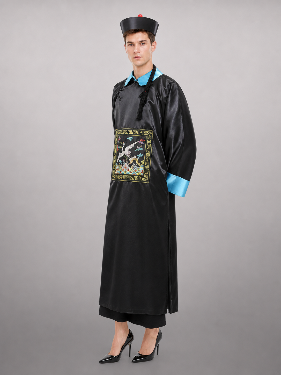 Ancient Chinese Style Costume: Black Robe and Hat