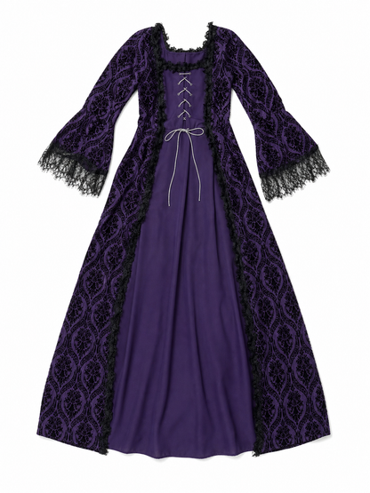 Long Renaissance-style dress with lace sleeves