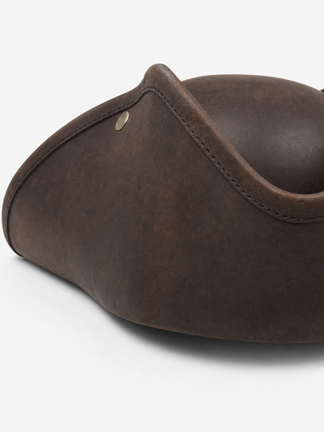 1pc Children's Dark Brown Tricorn Pirate Hat, Wide Curved Brim Costume Accessory for Pirate-Themed Dress-Up Parties and Role-Play
