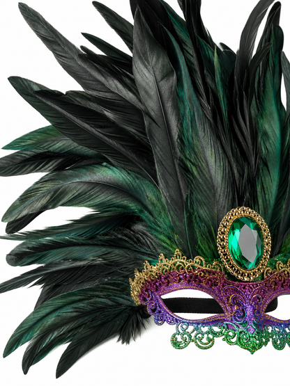 Masquerade headdress with green feathers