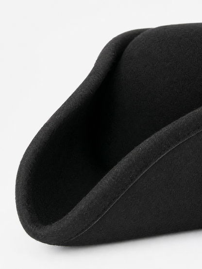 1pc Black Pirate Hat, Classic Three-Cornered Tricorne Hat with Wide Curved Brim and Structured Crown for Cosplay, Costume Parties and Themed Events
