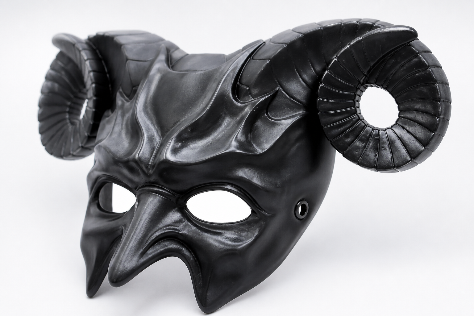 1pc Halloween Horned Demon Full-Face Mask with Curled Horns for Cosplay Party