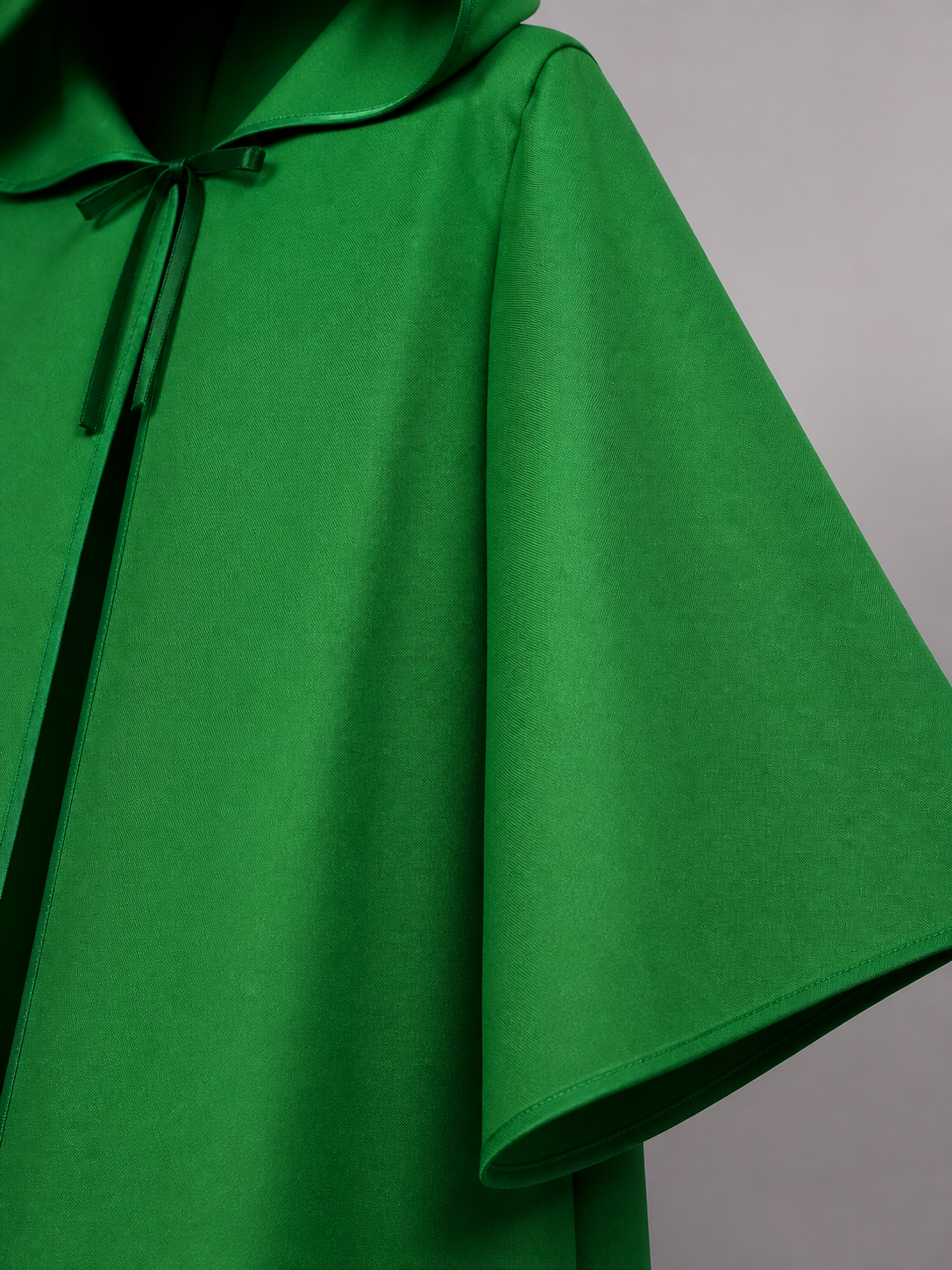 Green Hooded Carnival Cloak, Cosplay