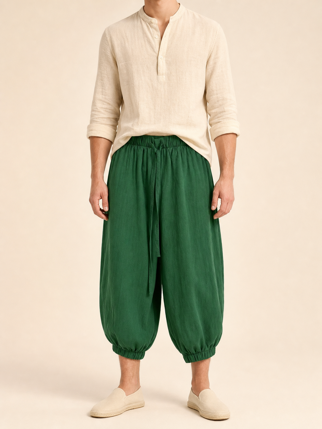 Loose-fit cropped shorts with drawstring, dark green