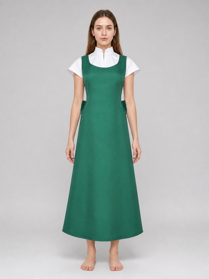 The green Kushina Uzumaki cosplay pinafore dress is designed in the recognizable style of the character from the anime Naruto: Shippuden. The design is a green pinafore dress with a square neckline, wide straps, and open pockets on the side