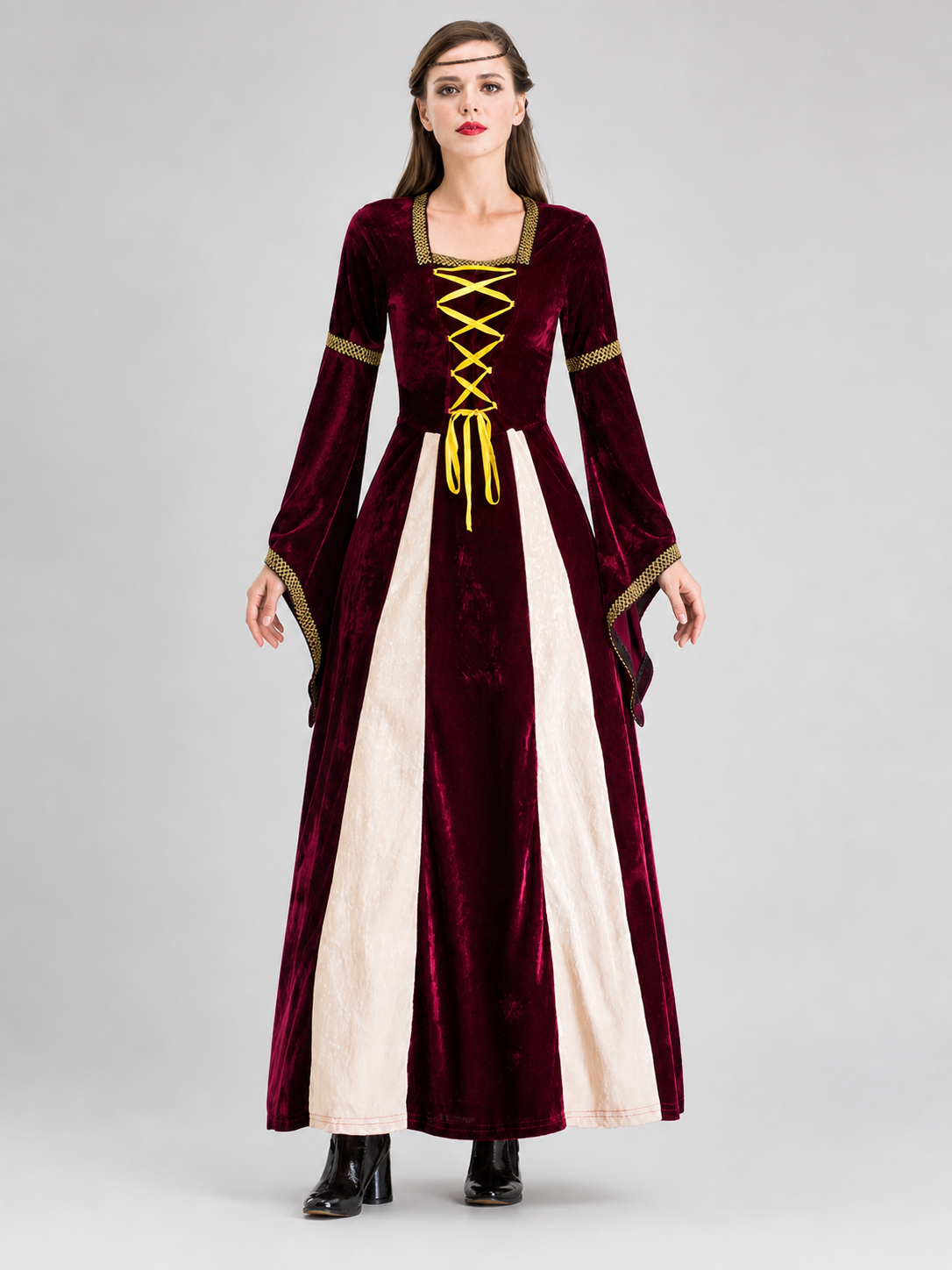 Vampire Costume: Medieval Dress