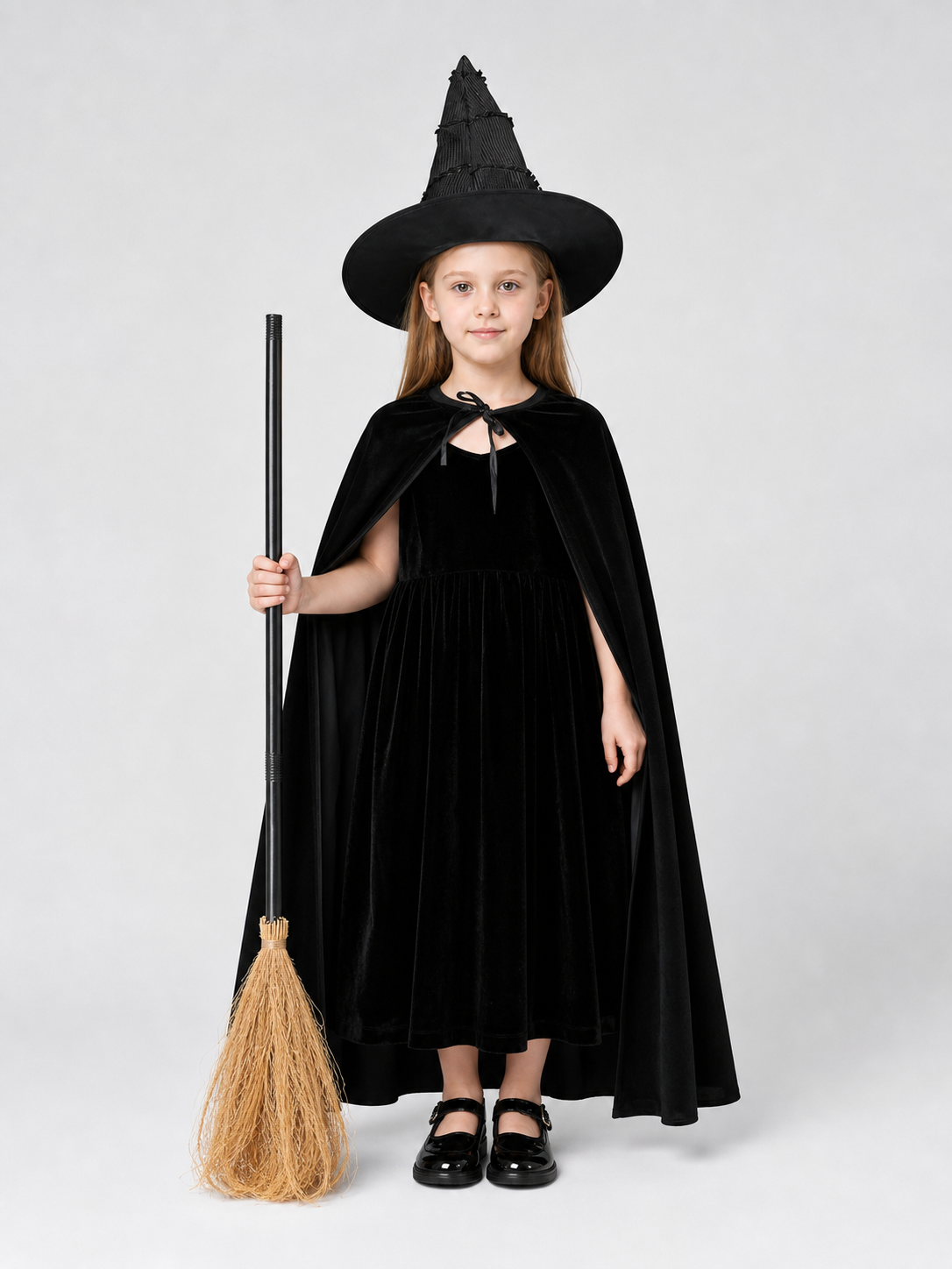 Children's Halloween costume set with accessories