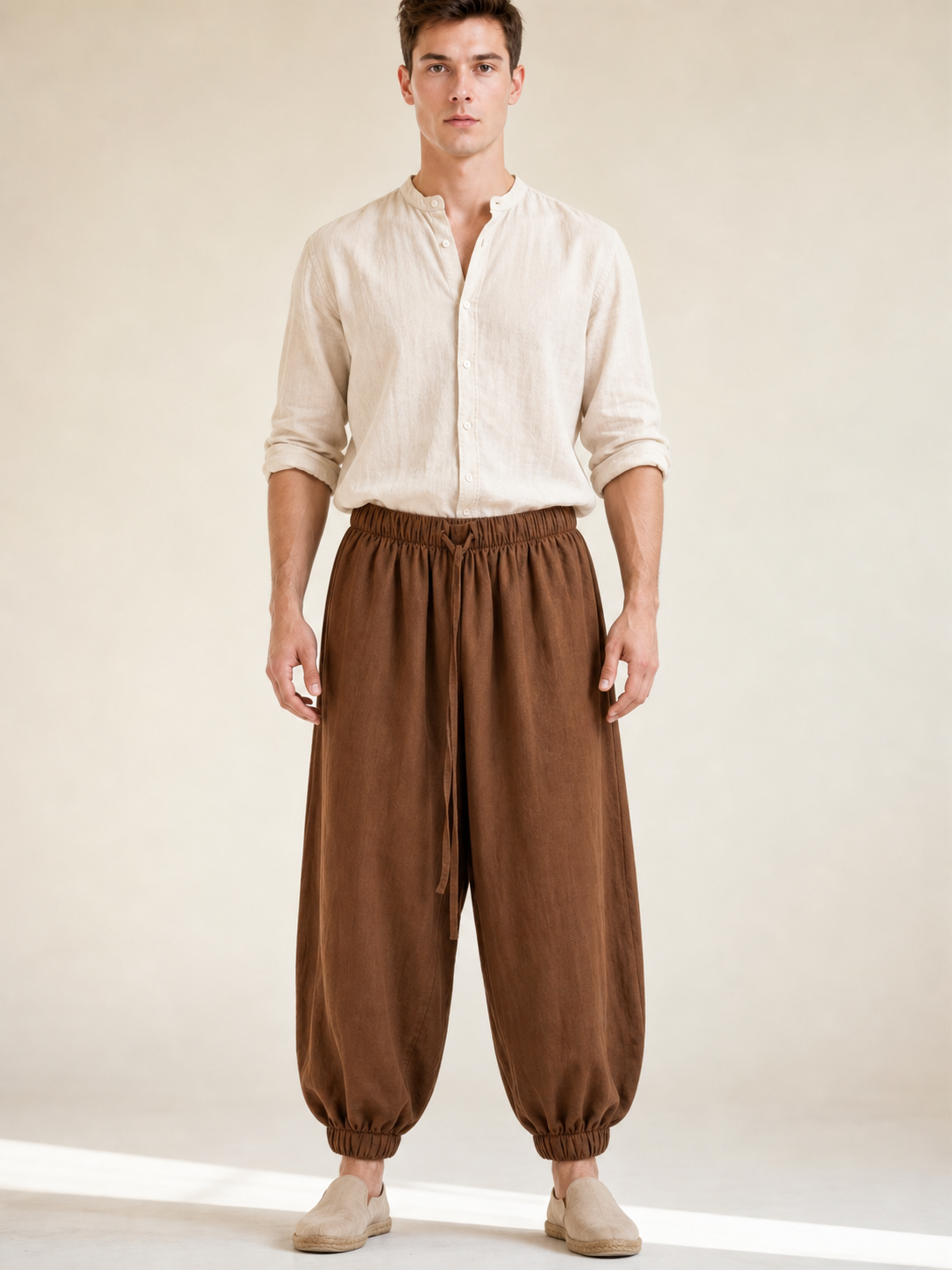 Men's brown cropped jogger pants