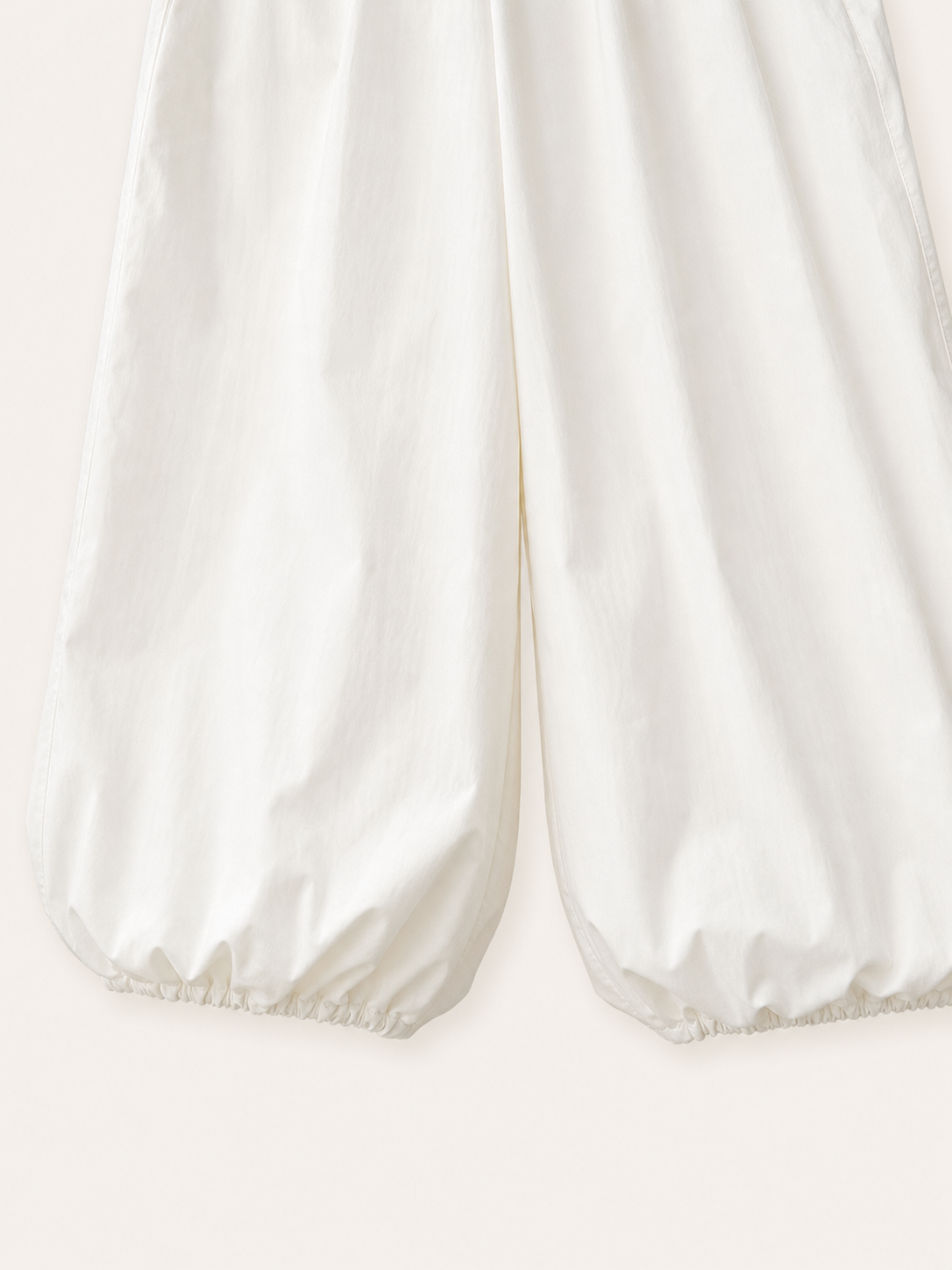 Women's White Balloon Shorts with Elastic Waistband