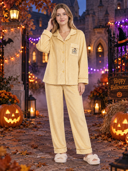 Insulated yellow small-check pajama with embroidery