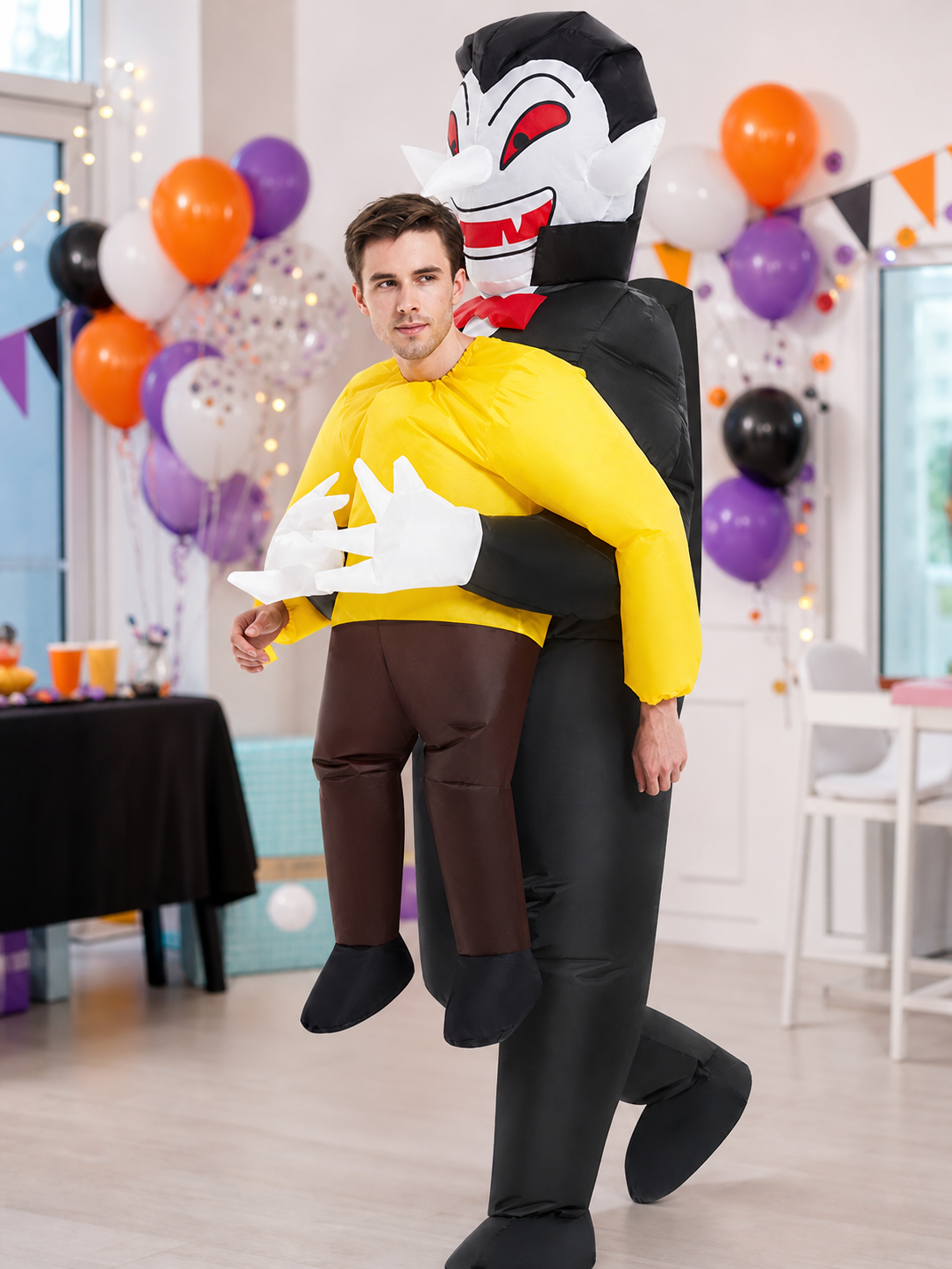 Inflatable "Vampire Carrying a Person" Costume for Parties