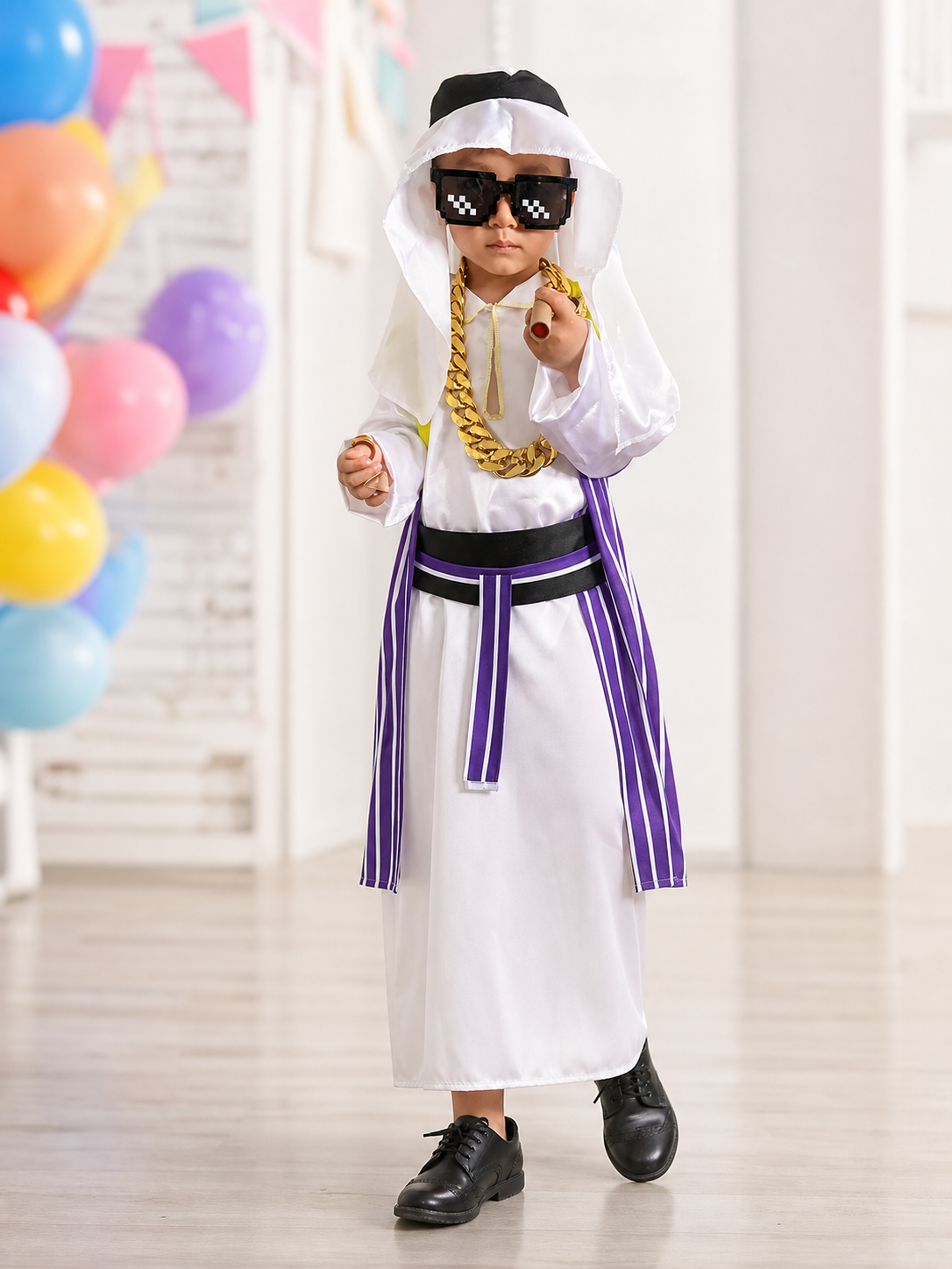 Arabian-style costume with accessories