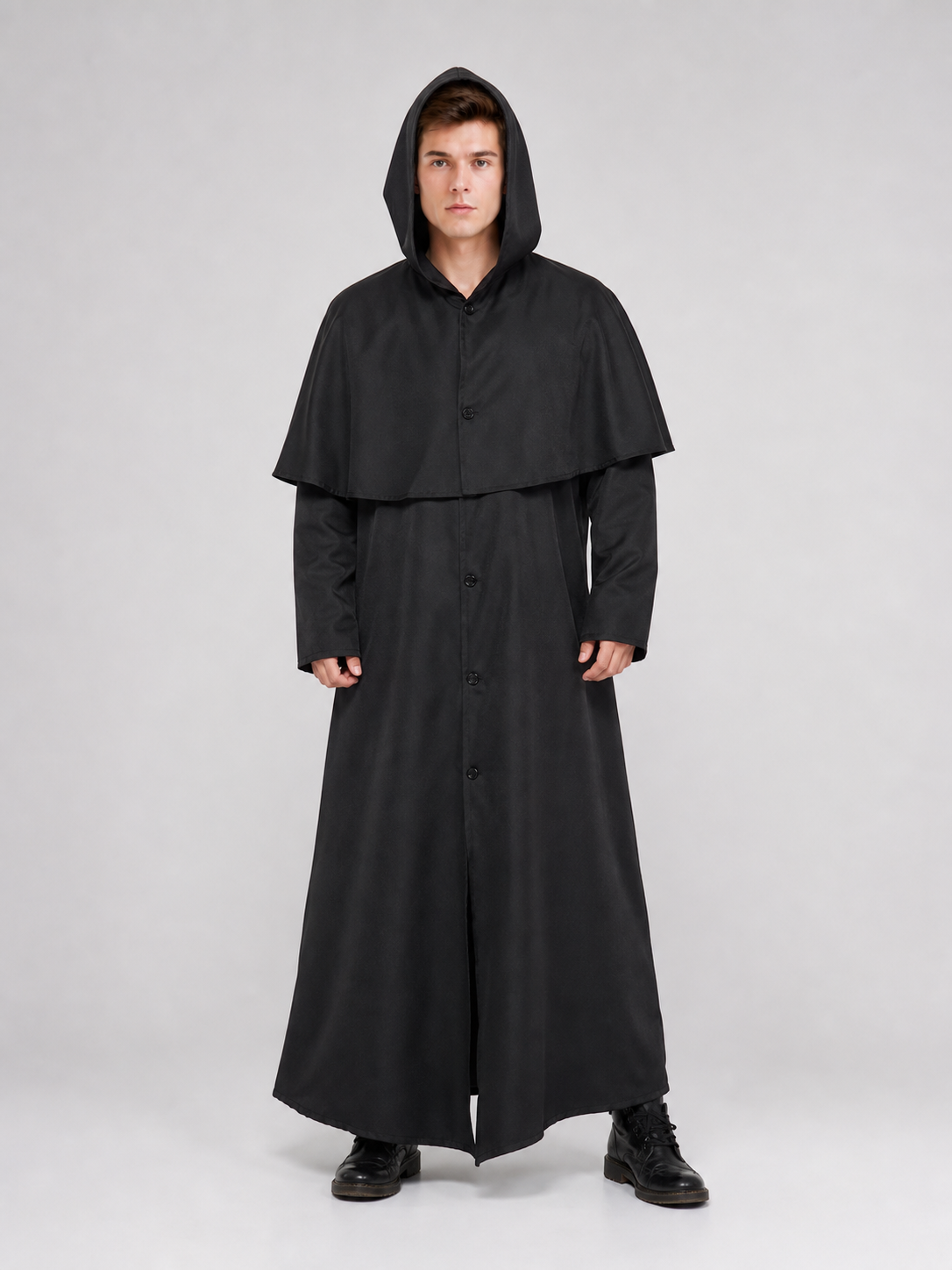 Zombie Costume: Long Black Hooded Cloak
