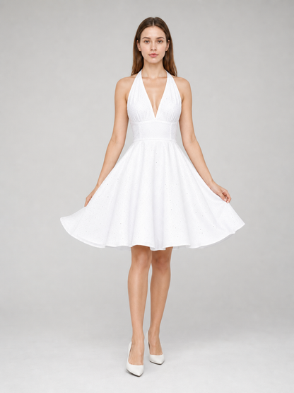 Marilyn Monroe-style dress for masquerade, white