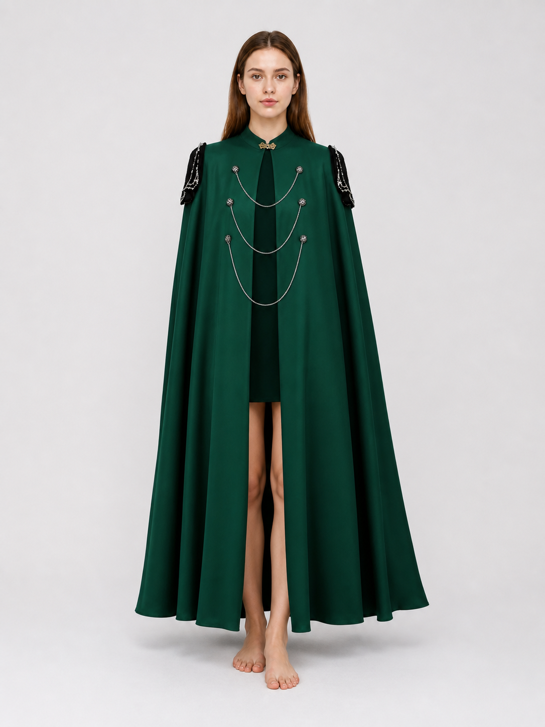 Medieval Gothic Cape Cloak, 1-Piece Sleeveless Stand Collar Front-Open Draped Costume With Metal Chain Details For Cosplay Role Play