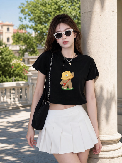 Women's black cropped T-shirt with print