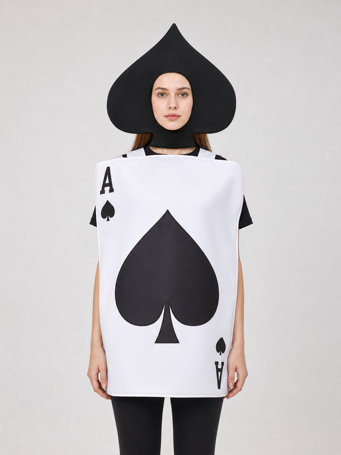 Spade-Shaped Carnival Hat for a Costume Party