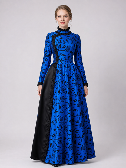Vintage-style dress with a high neck and lace