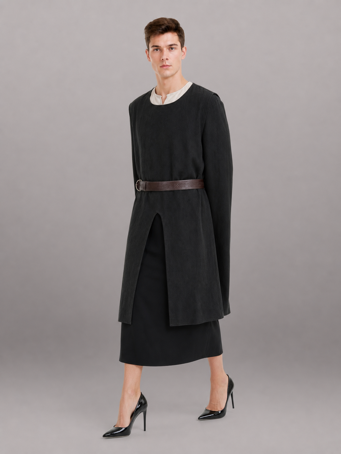 Black Sleeveless Round-Neck Tunic Top