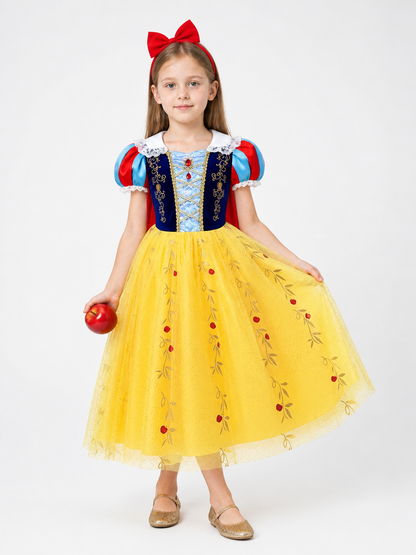 Halloween Princess Costume with Apple Costumes detail