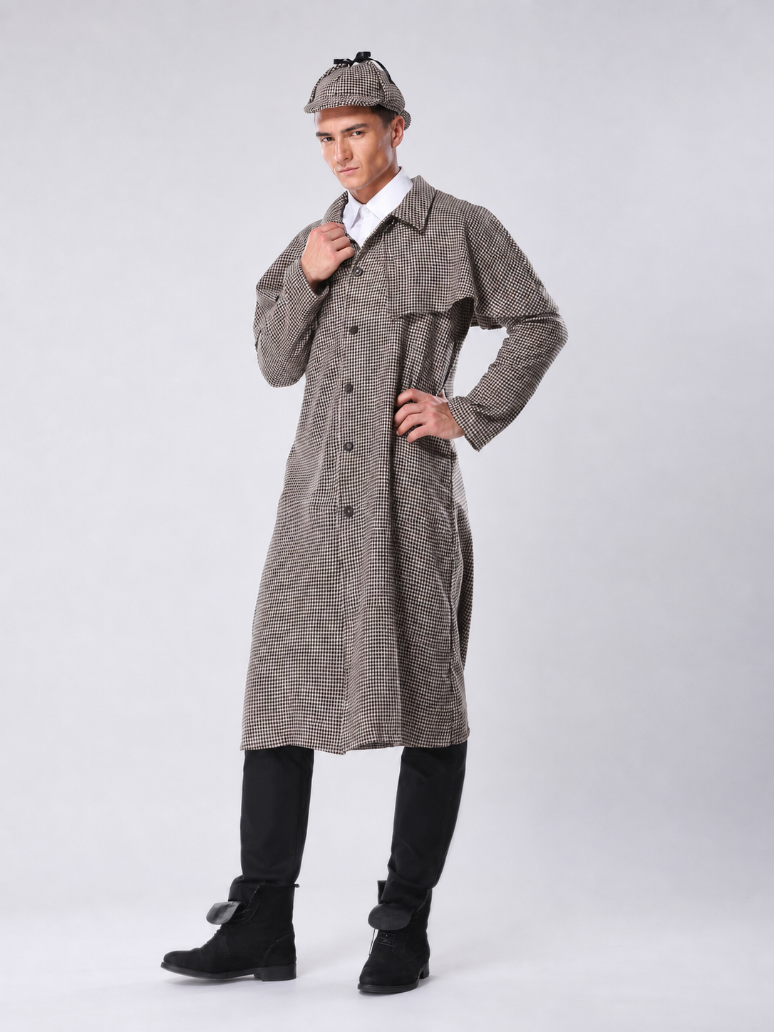 Sherlock Holmes Costume: Black-and-White Checkered Coat