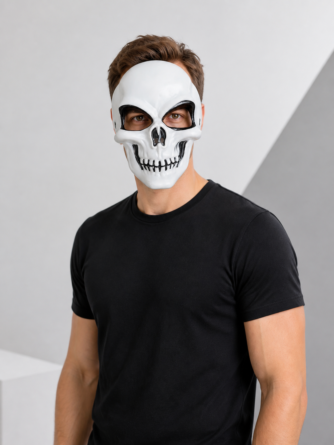 Black and White Skull Carnival Mask for Halloween and Cosplay Costume Masks detail